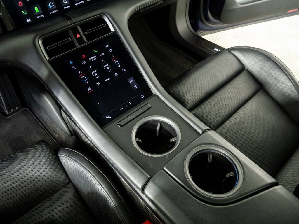 Used 2020 Porsche Taycan Turbo S image 19