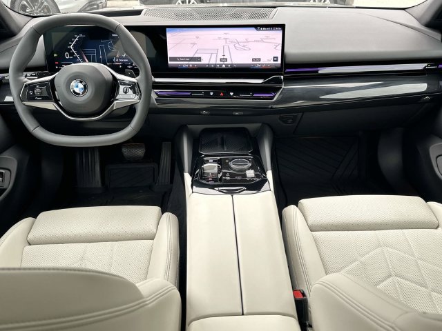 Certified 2024 BMW 530i xDrive w/ Premium Package AWD/4WD image 20