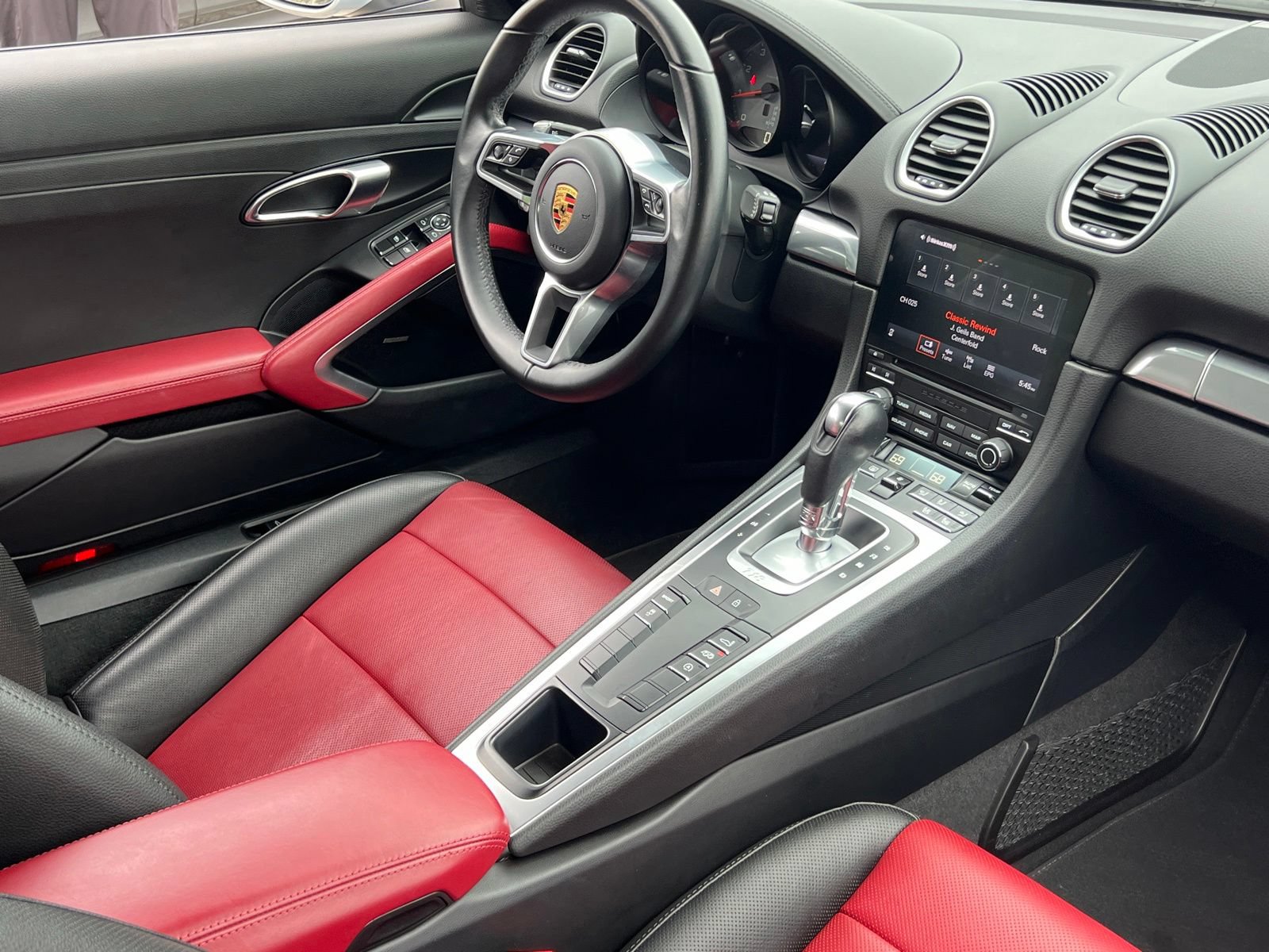 Certified 2021 Porsche 718 Cayman S RWD image 15