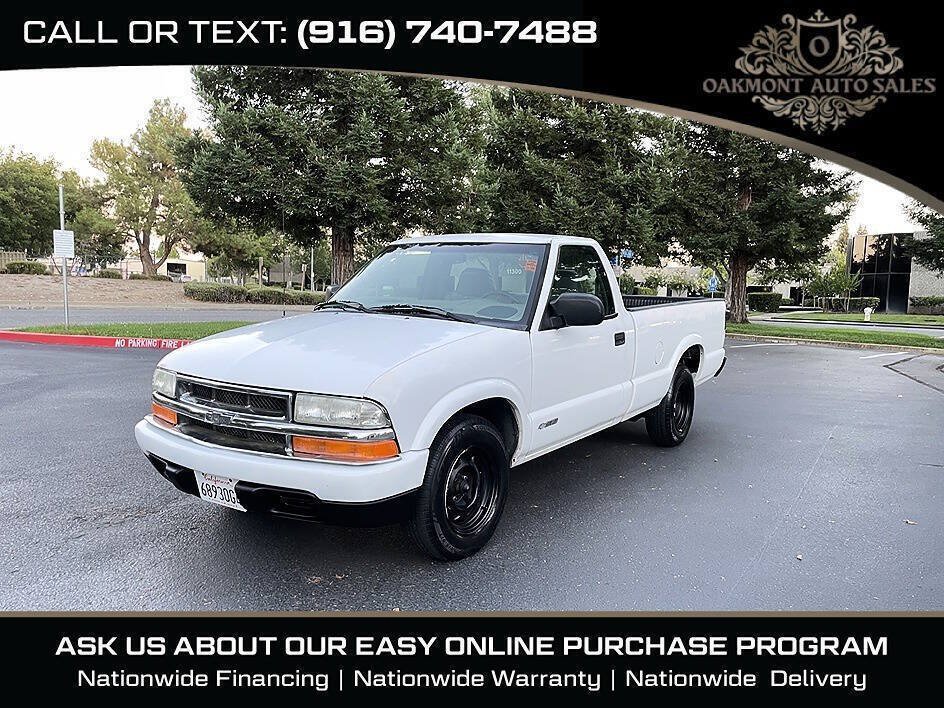 Used 2001 Chevrolet S10 Pickup 2WD Regular Cab w/ Comfort Convenience Pkg image 3