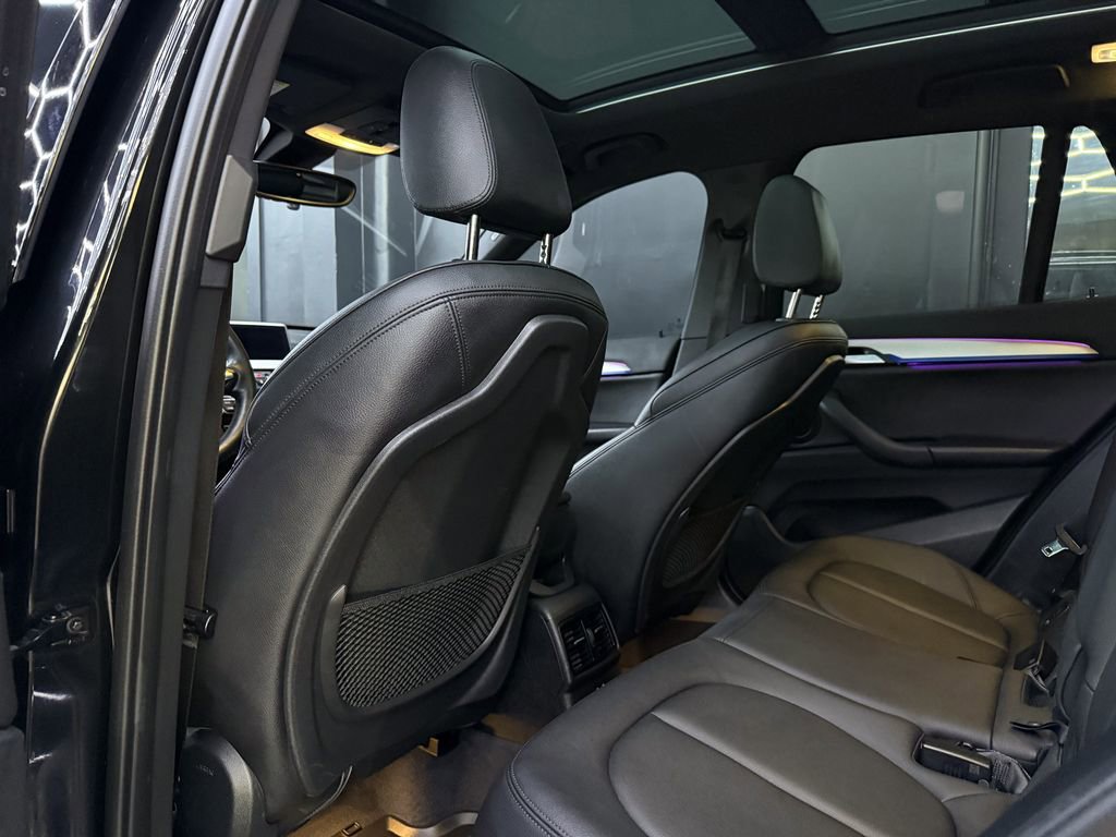 Used 2020 BMW X1 xDrive28i w/ M Sport Package image 18