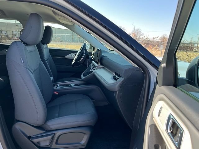 New 2026 Ford Explorer Active AWD/4WD image 15
