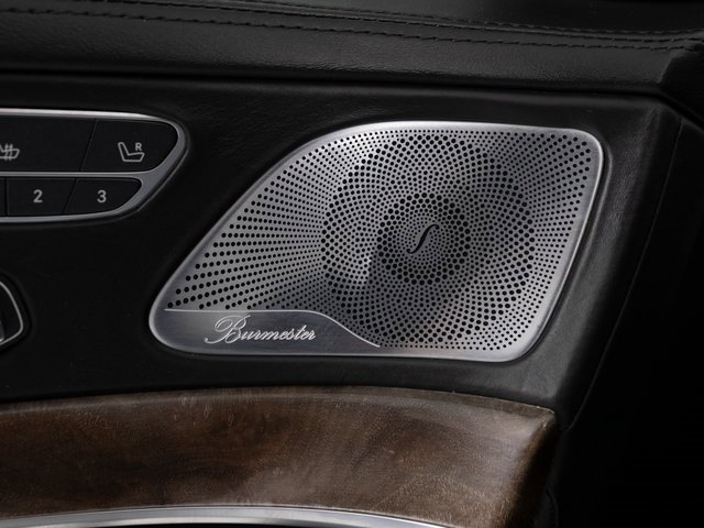 Used 2019 Mercedes-Benz S 560 Sedan w/ AMG Line Exterior image 12