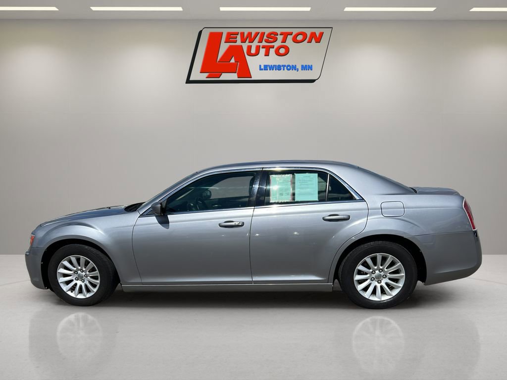 Used 2014 Chrysler 300 image 10