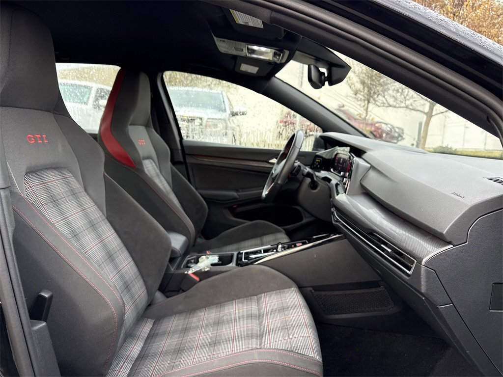 Used 2024 Volkswagen GTI S image 19