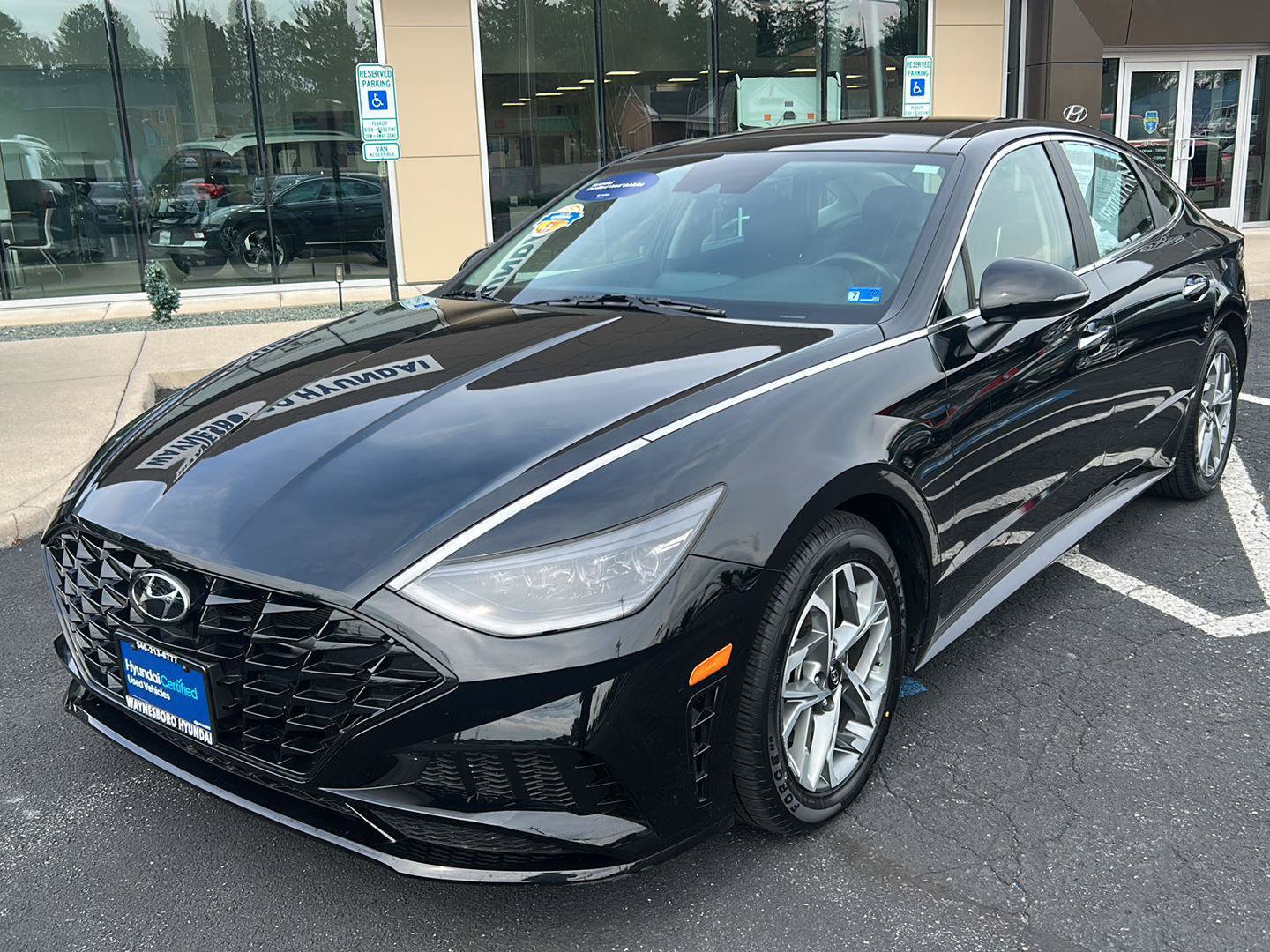 Certified 2023 Hyundai Sonata SEL w/ Convenience Package FWD image 2