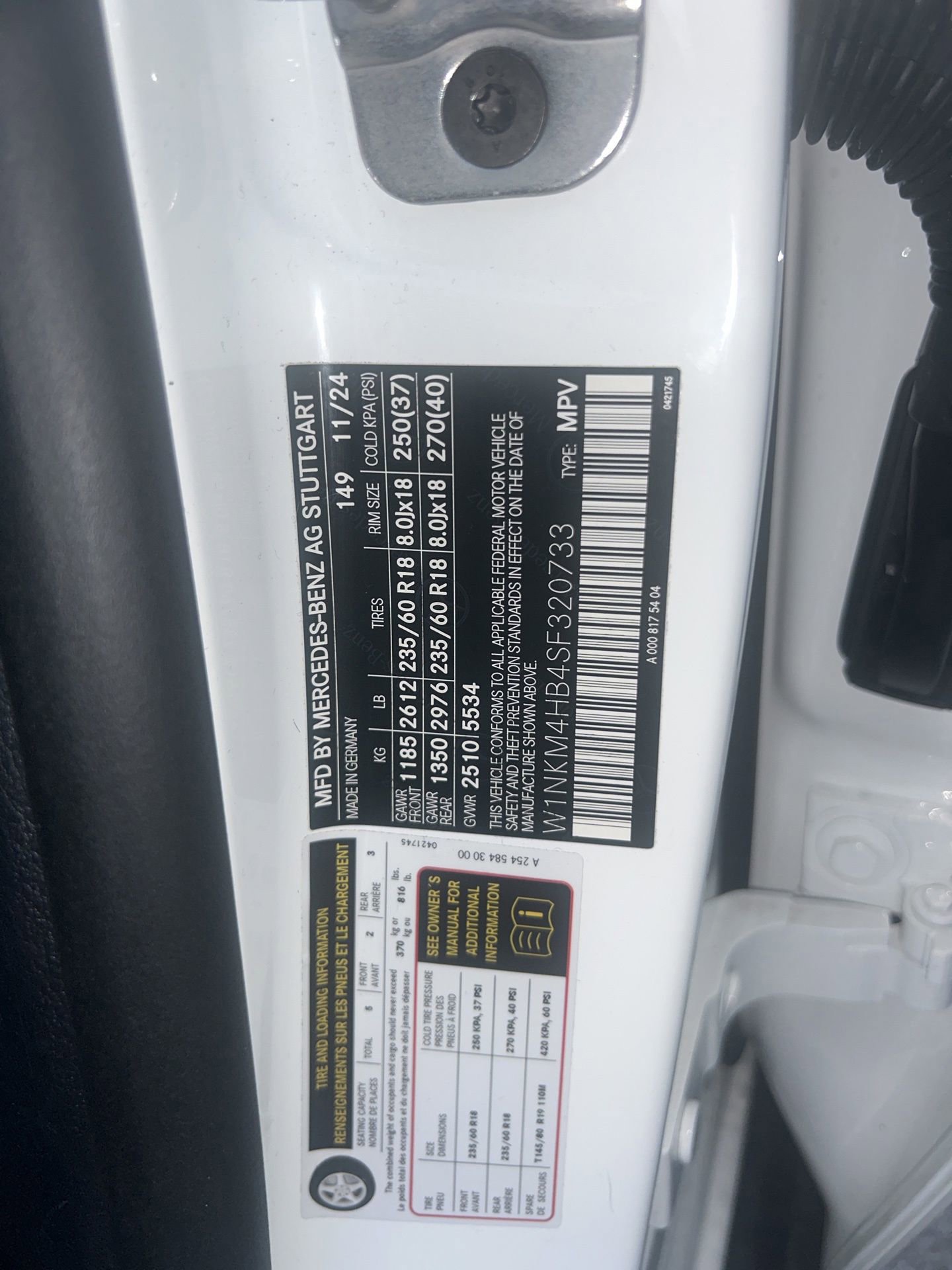 Used 2025 Mercedes-Benz GLC 300 4MATIC image 35