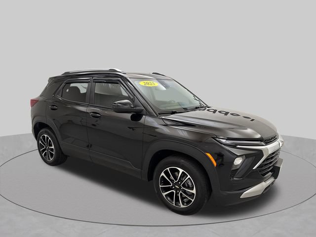 Used 2025 Chevrolet TrailBlazer LT w/ Convenience Package AWD/4WD image 7