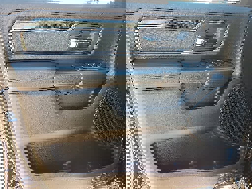 Used 2022 RAM 1500 Big Horn w/ Built-to-serve Edition image 11