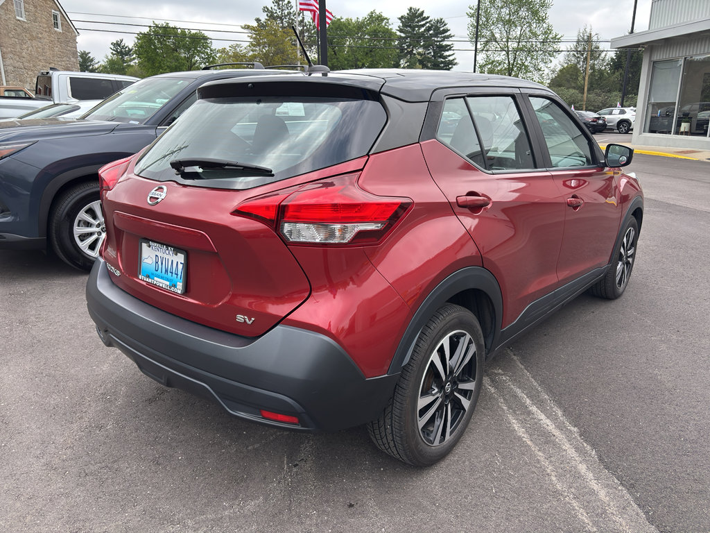Used 2019 Nissan Kicks SV image 4