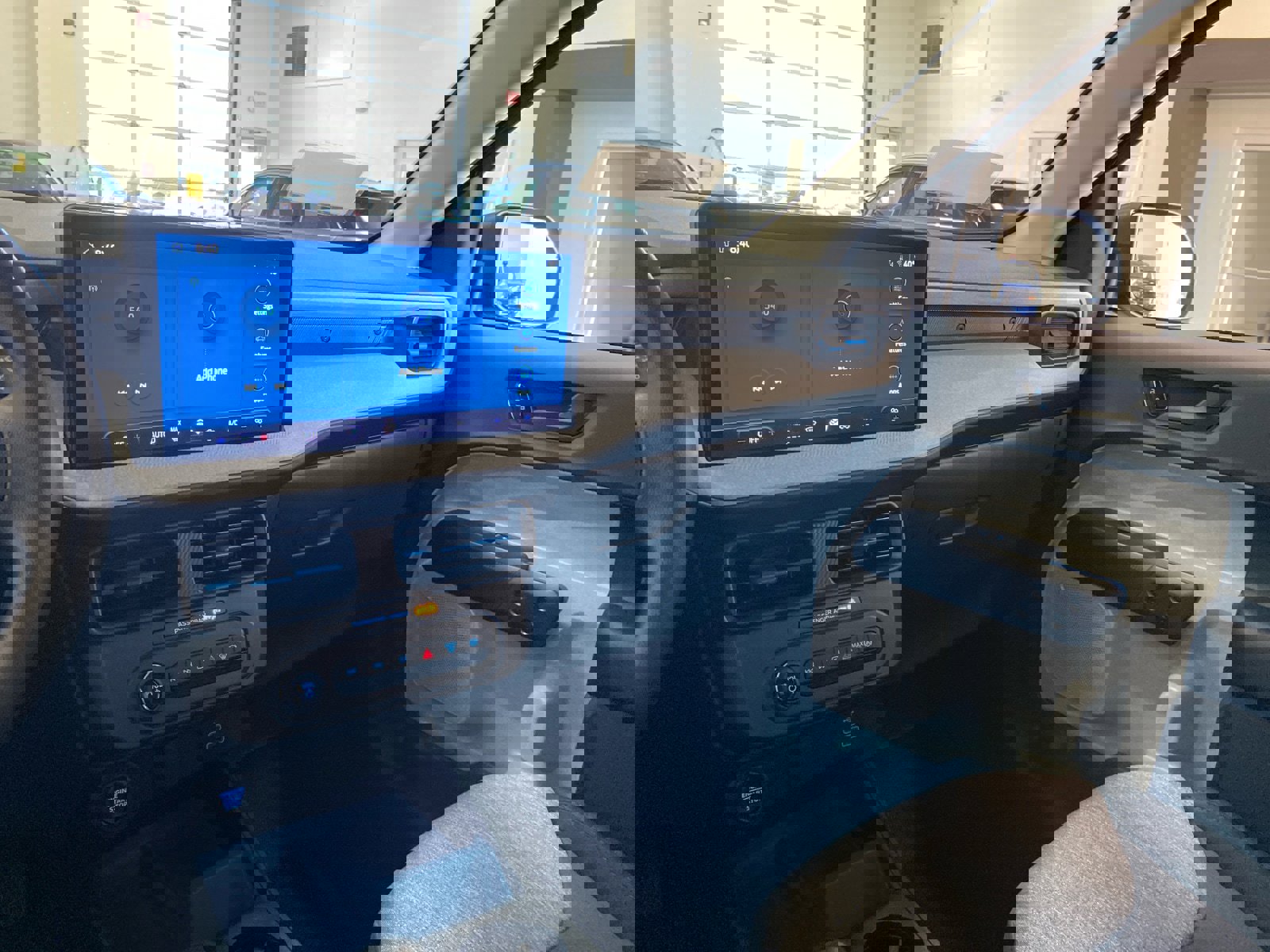 New 2026 Ford Maverick XLT image 19