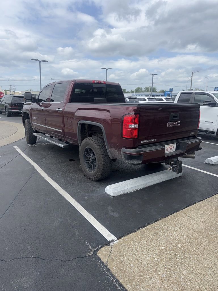 Used 2016 GMC Sierra 3500 SLT w/ Duramax Plus Package AWD/4WD image 4