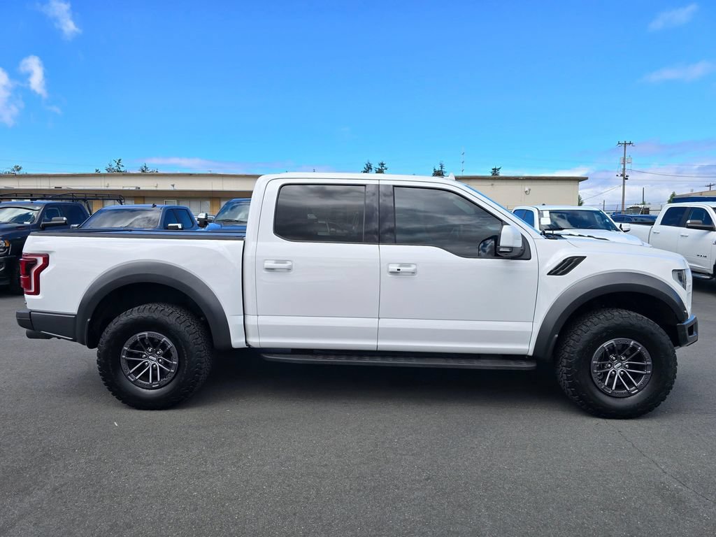 Used 2019 Ford F150 Raptor w/ Equipment Group 802A Luxury AWD/4WD image 8