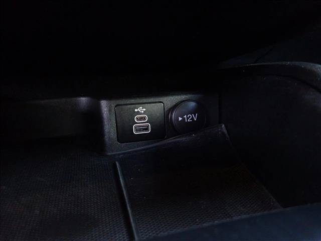 Used 2025 Ford Escape Active AWD/4WD image 16