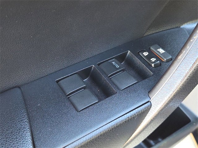 Used 2017 Toyota Corolla XSE image 15