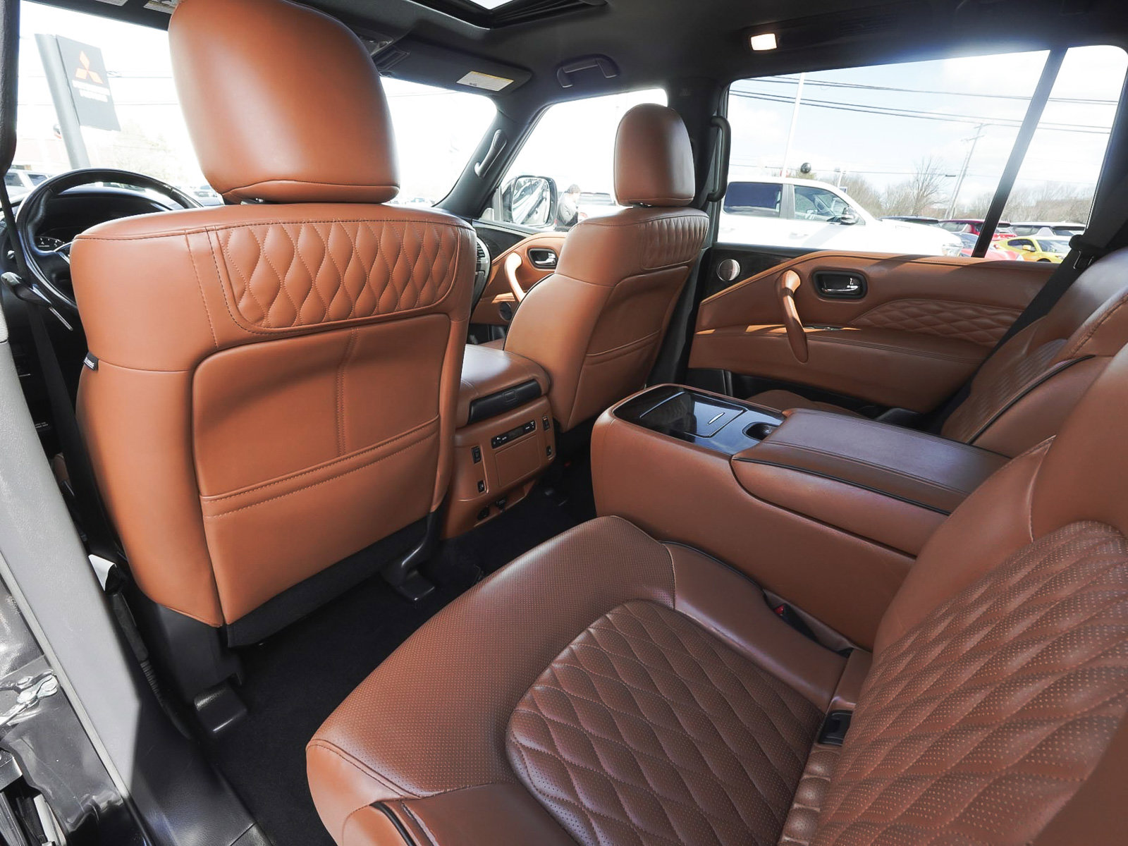 Used 2024 INFINITI QX80 Sensory AWD/4WD image 41