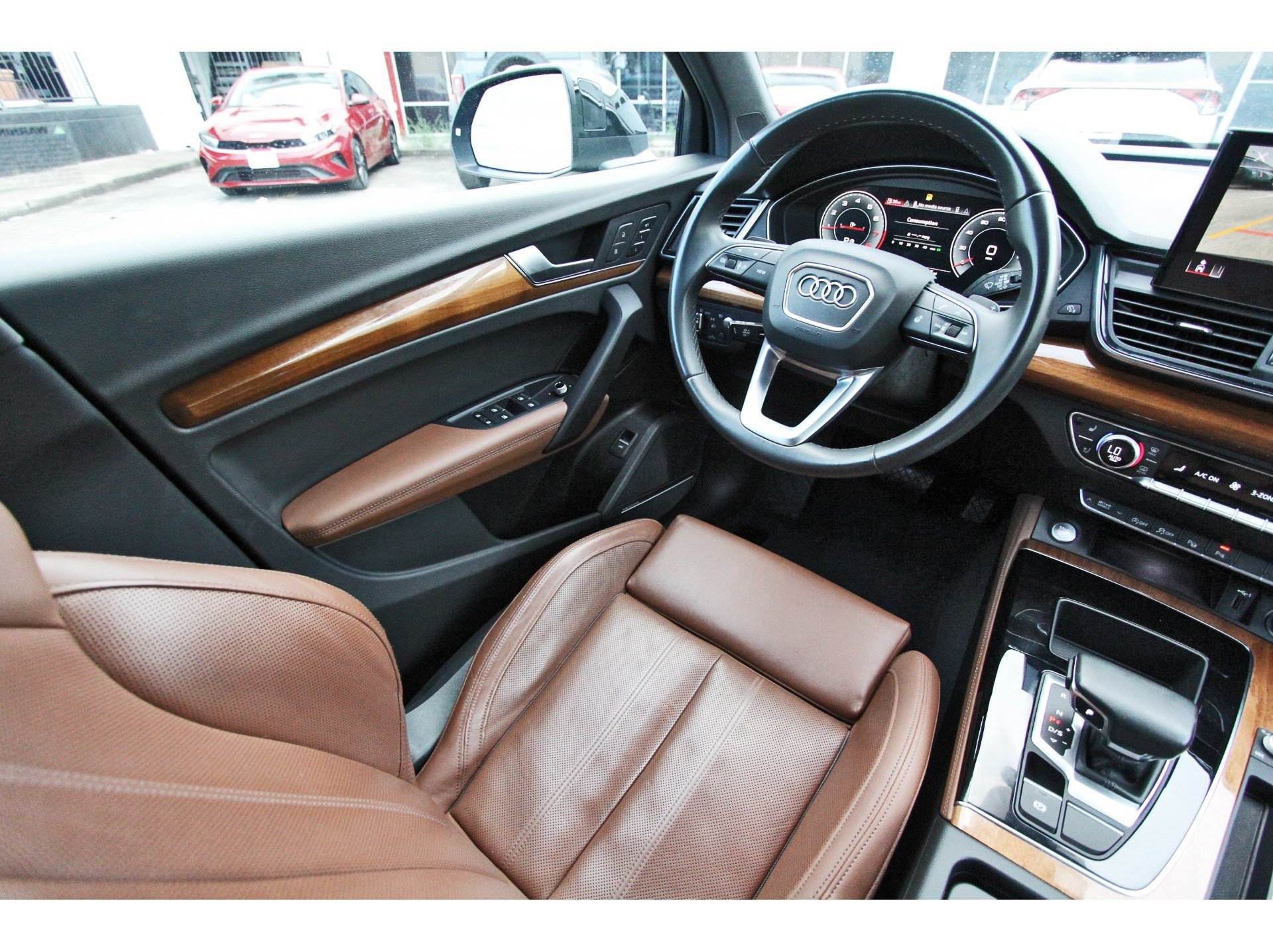 Used 2022 Audi Q5 2.0T Prestige w/ Prestige Package AWD/4WD image 11