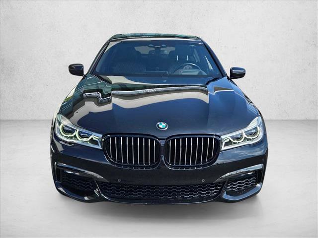 Used 2019 BMW 750i w/ M Sport Package RWD video 2