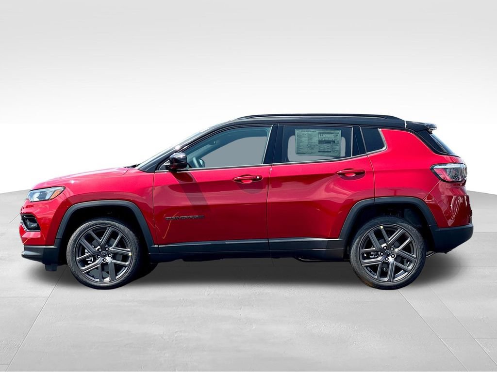 New 2026 Jeep Compass Limited w/ Sun, Sound & Navigation Group AWD/4WD image 4