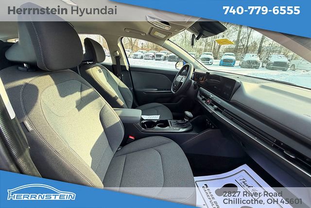 Used 2025 Kia K4 FWD image 27
