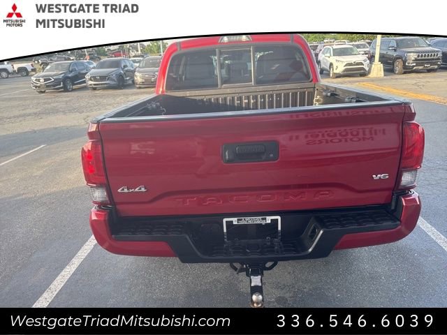 Used 2020 Toyota Tacoma SR AWD/4WD image 9