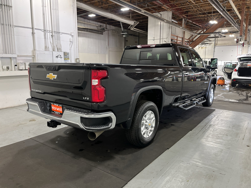 Certified 2022 Chevrolet Silverado 2500 LTZ w/ LTZ Convenience Package AWD/4WD image 7