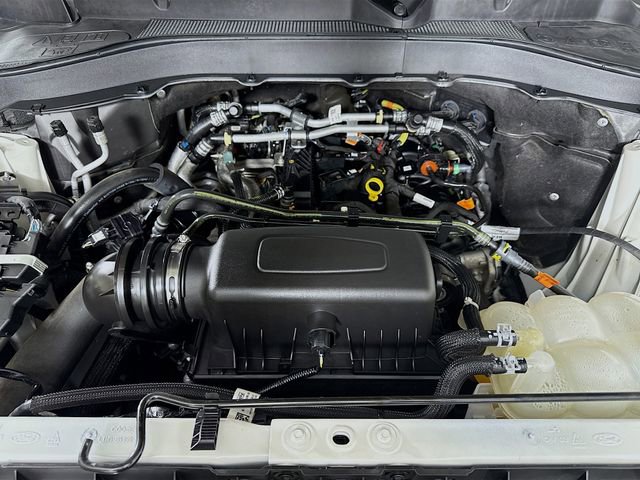 Used 2022 Ford Explorer XLT w/ Equipment Group 202A image 30