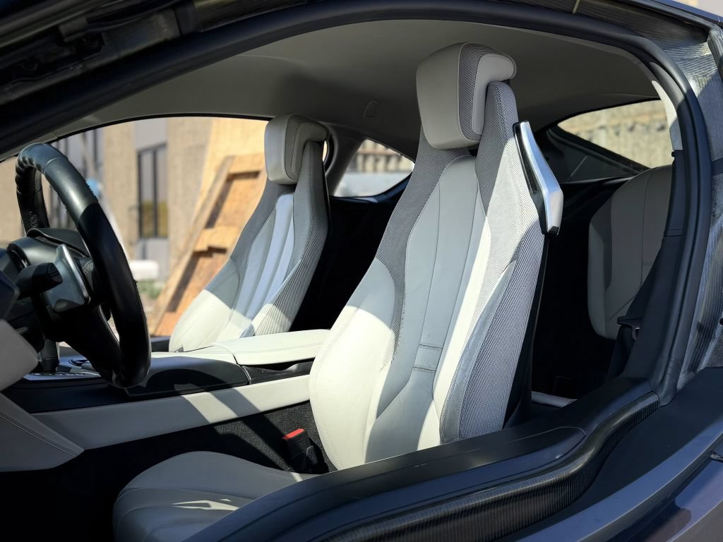 Used 2016 BMW i8 AWD/4WD image 8