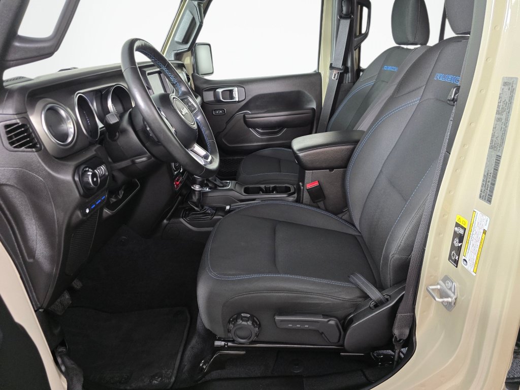 Used 2022 Jeep Wrangler Unlimited Rubicon 4xe w/ Cold Weather Group AWD/4WD image 18