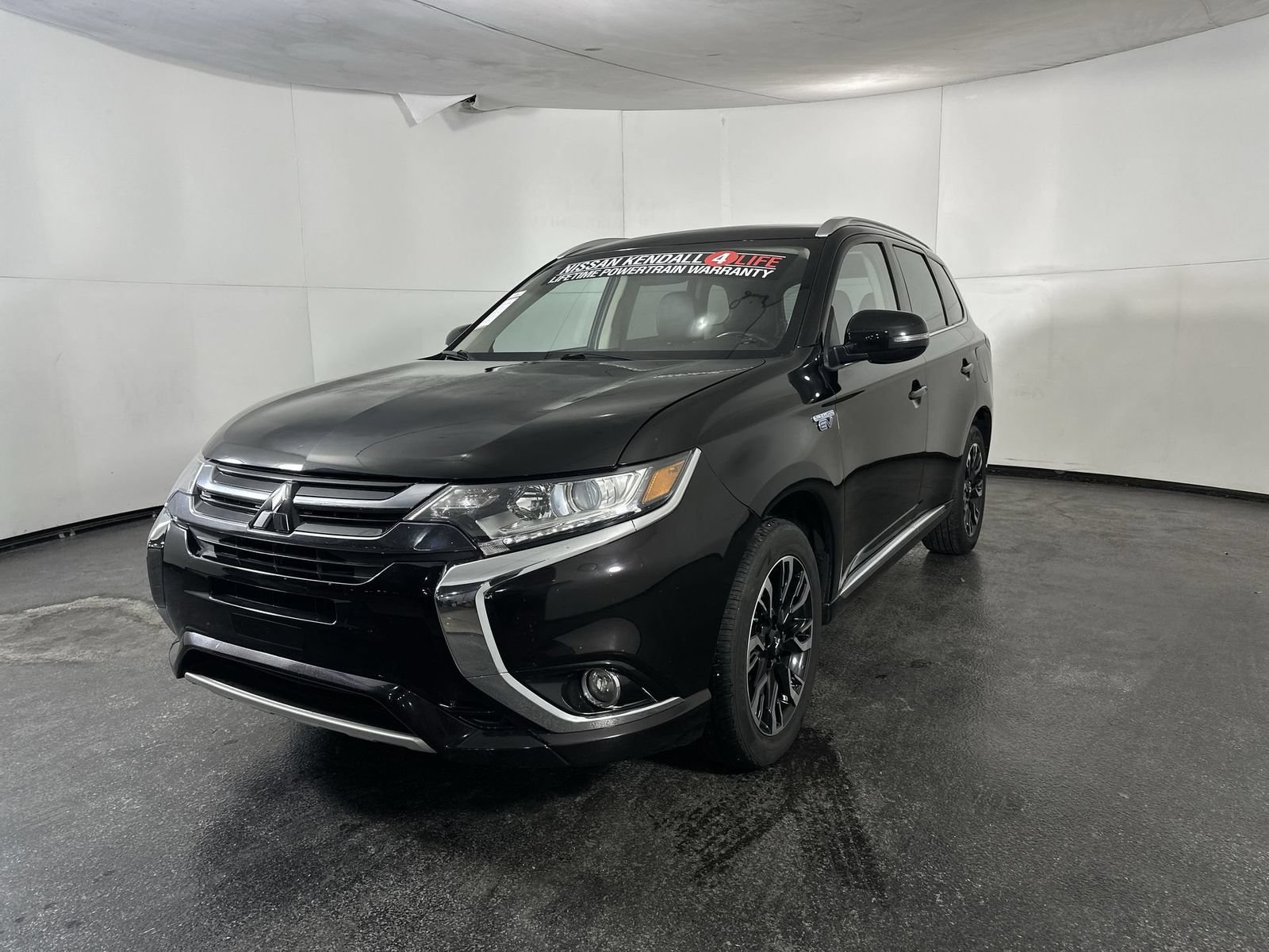 Used 2018 Mitsubishi Outlander SEL AWD/4WD image 4