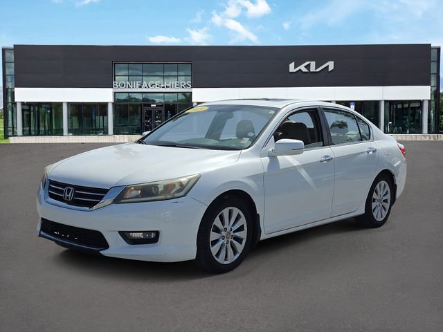 Used 2015 Honda Accord EX image 2