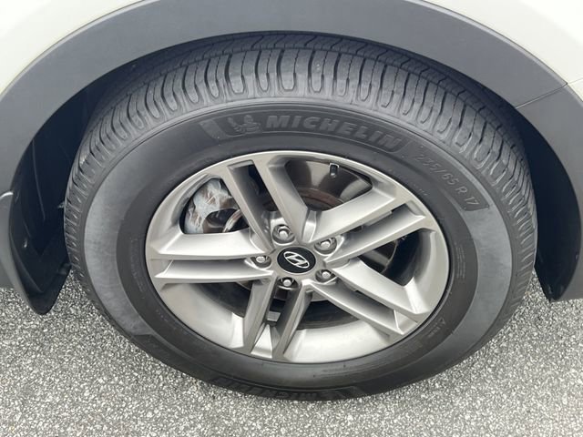 Used 2018 Hyundai Santa Fe Sport image 13