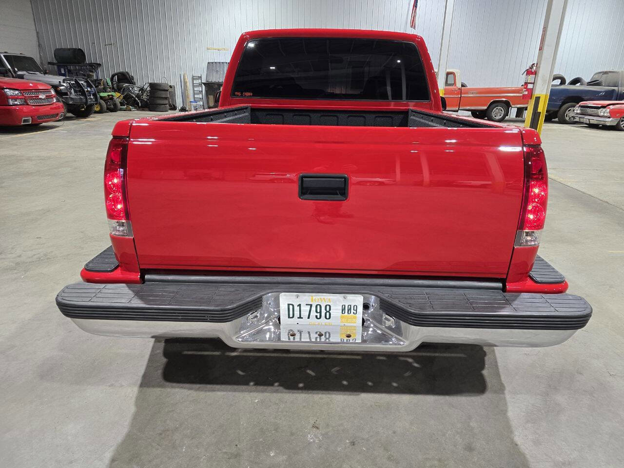 Used 1992 Chevrolet Silverado 1500 2WD Regular Cab image 11