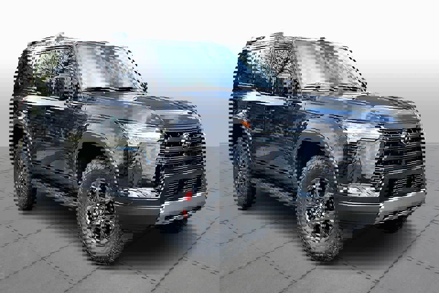 Used 2024 Lexus GX 550 image 3