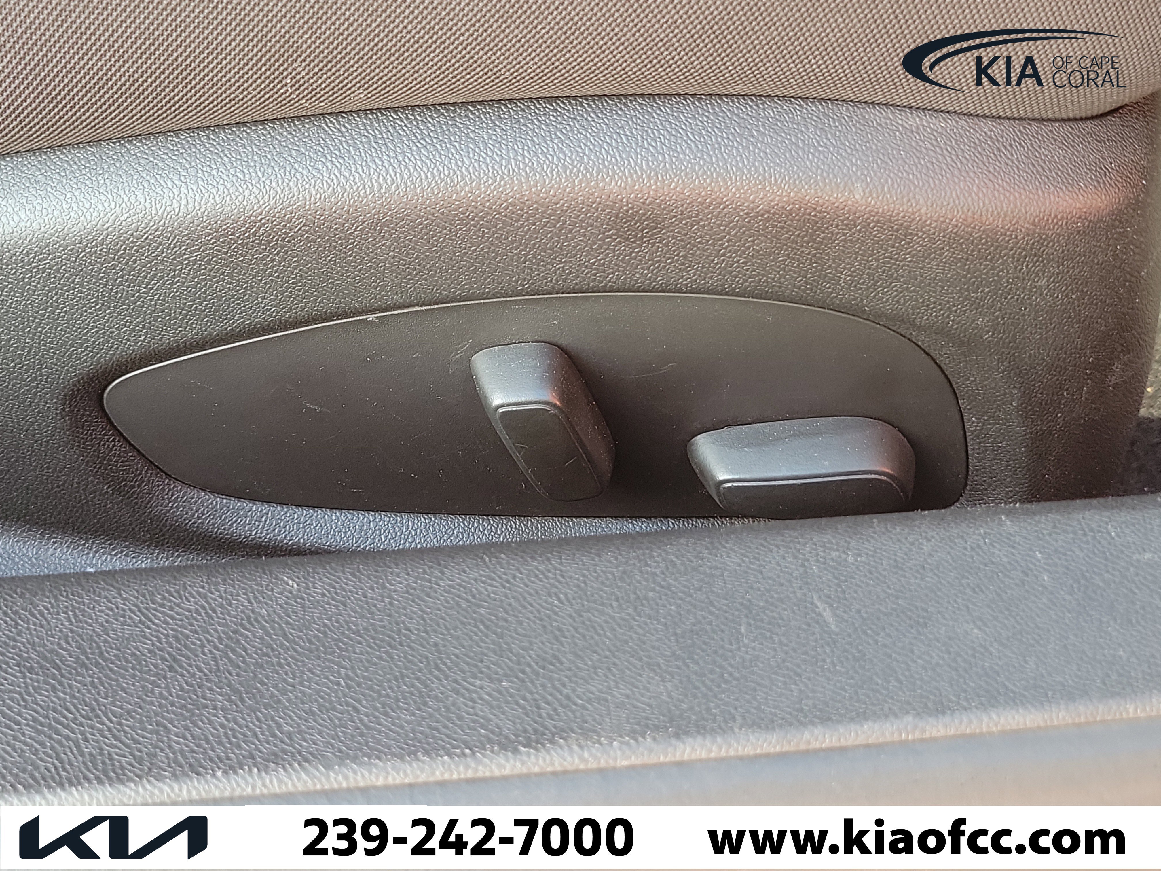 Used 2017 Chevrolet Camaro SS image 28