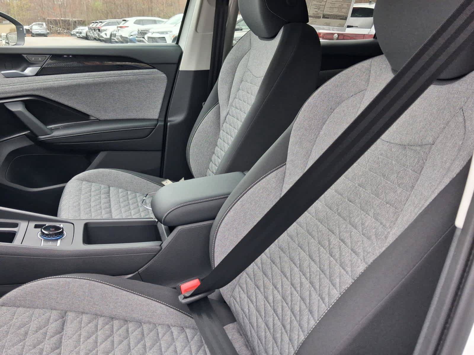New 2026 Volkswagen Tiguan S AWD/4WD image 15