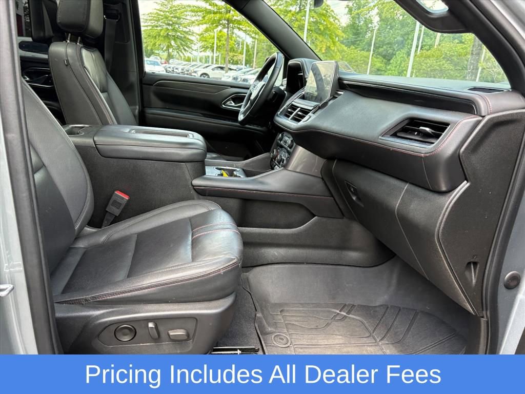 Used 2023 Chevrolet Suburban RST w/ Luxury Package AWD/4WD image 18