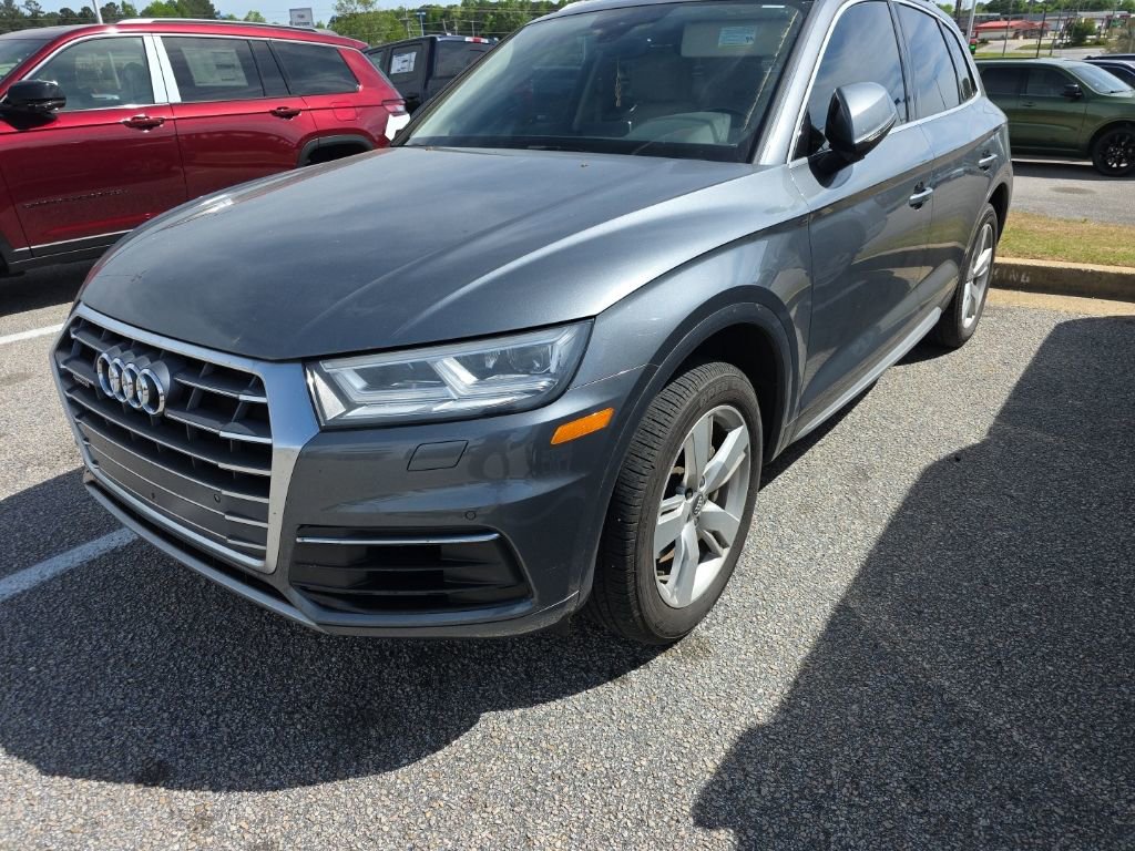 Used 2018 Audi Q5 2.0T Premium Plus w/ Premium Plus Package image 2
