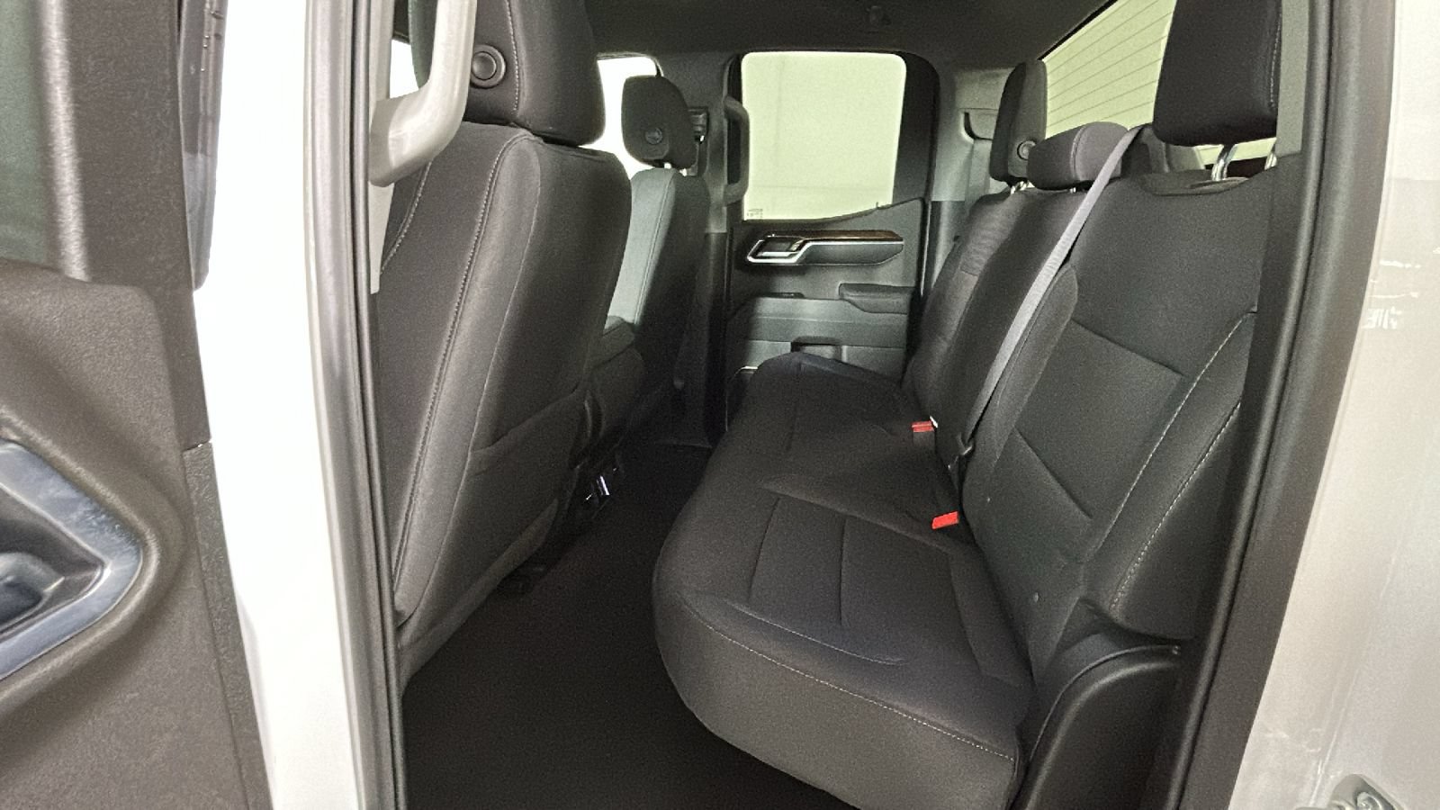 Used 2025 GMC Sierra 1500 Elevation AWD/4WD image 28