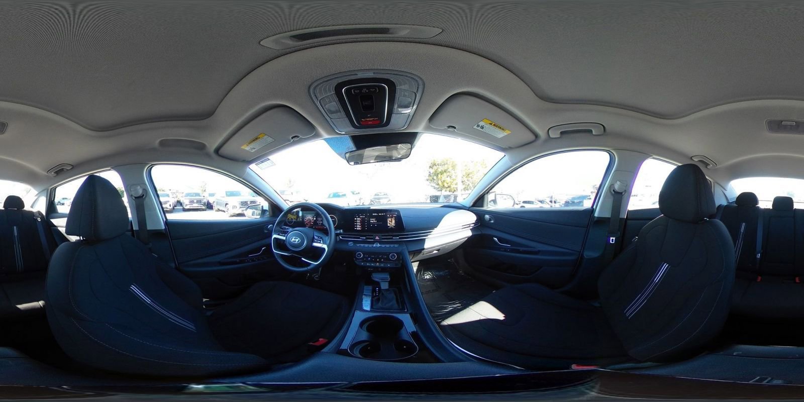 Used 2025 Hyundai Elantra SEL image 43