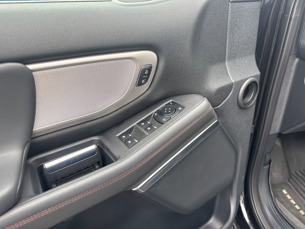 Used 2025 Ford Expedition Max Active AWD/4WD image 37