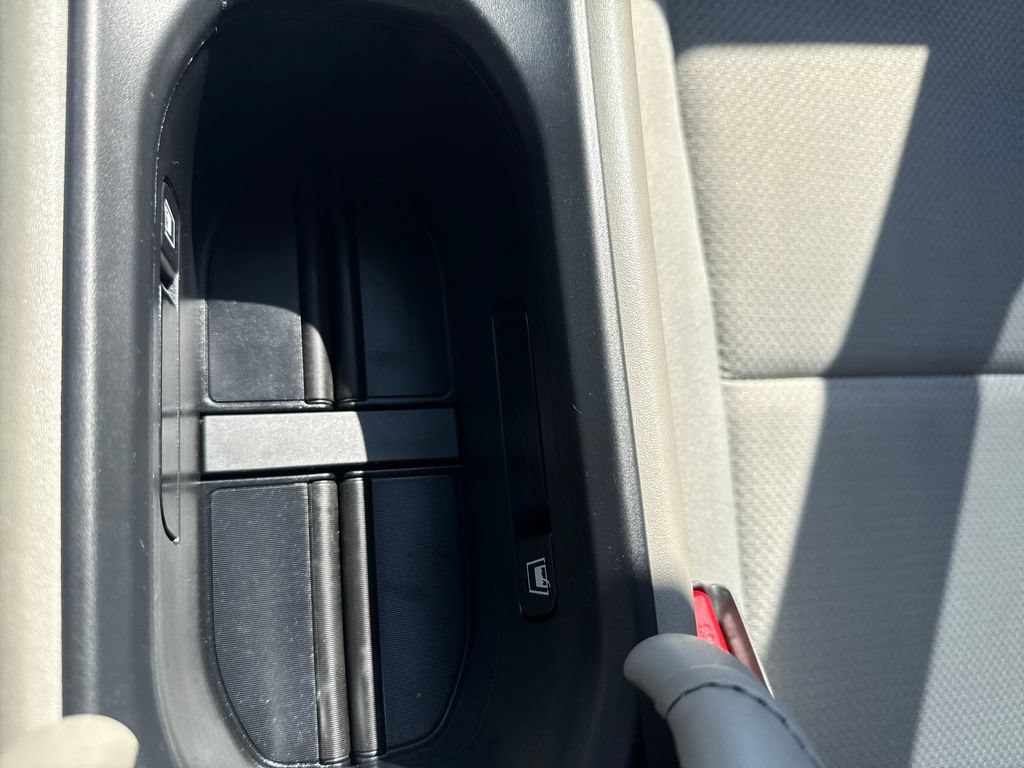 Certified 2022 Honda HR-V LX image 27