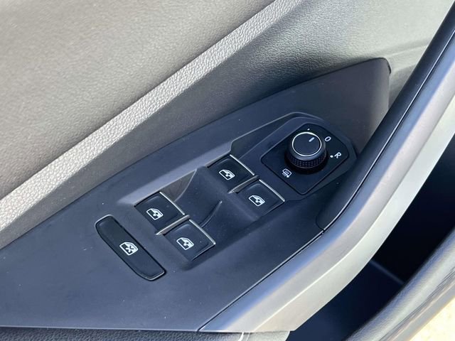 Used 2025 Volkswagen Jetta S image 15