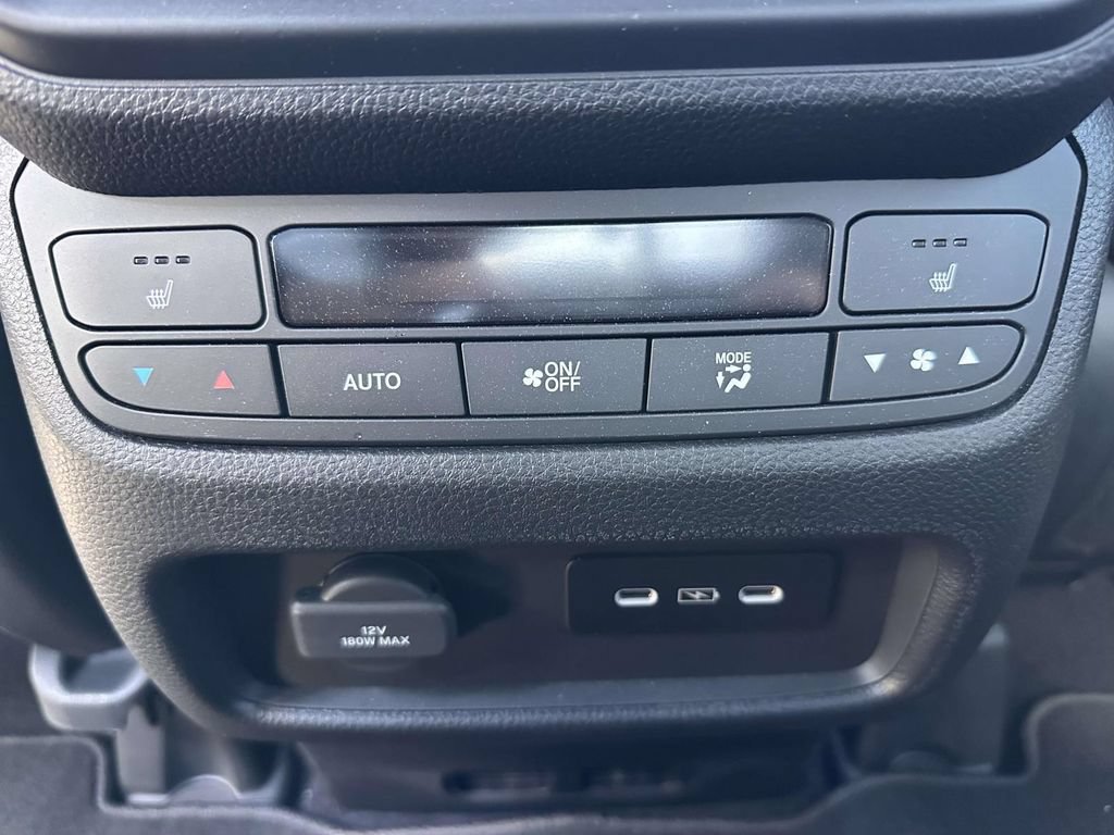 Certified 2025 Honda Ridgeline Black Edition image 16