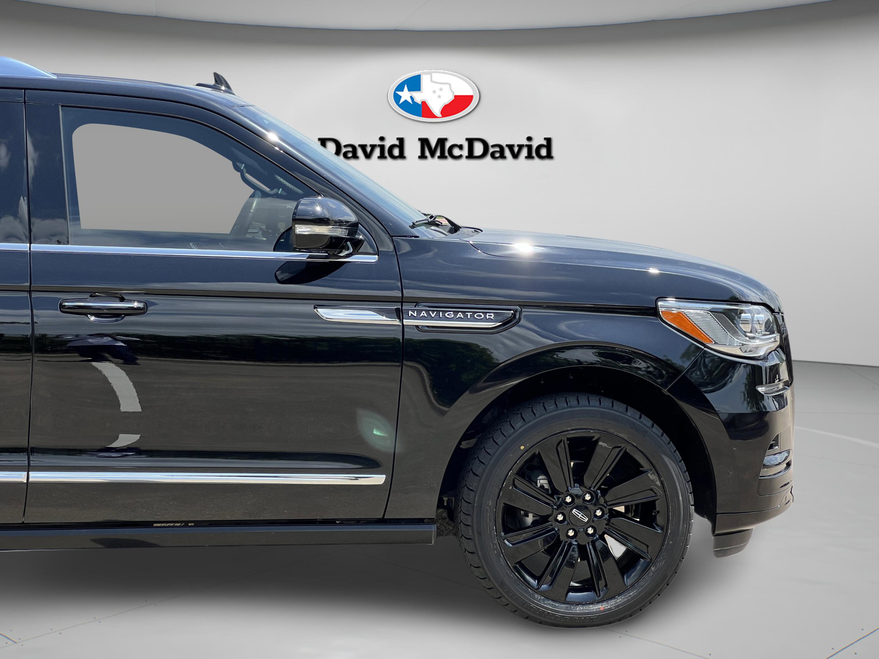 Used 2023 Lincoln Navigator Reserve AWD/4WD image 35