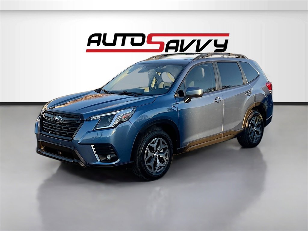 Used 2024 Subaru Forester Premium image 3
