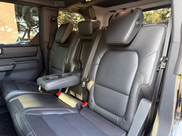 Used 2026 Ford Bronco Badlands AWD/4WD image 15