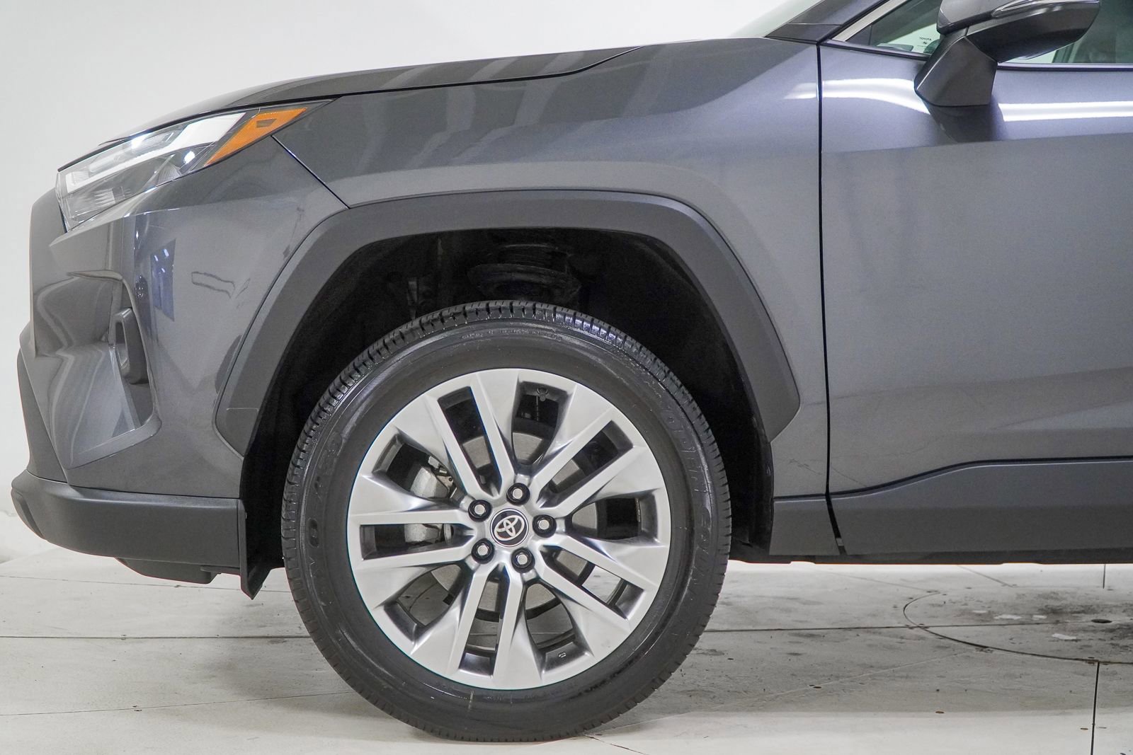 Used 2024 Toyota RAV4 XLE Premium w/ Weather Package AWD/4WD image 17