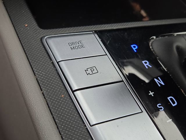 Certified 2023 Hyundai Elantra SEL FWD image 14