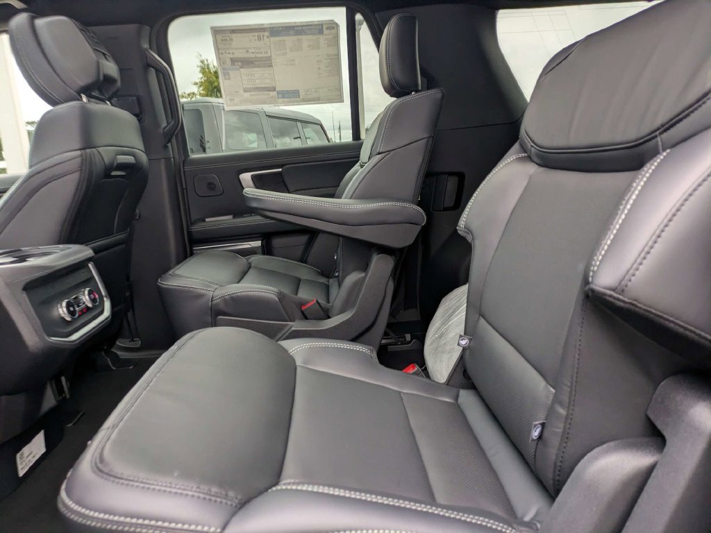 New 2027 Ford Expedition Max Platinum w/ Stealth Performance Package AWD/4WD image 15